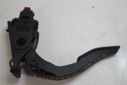 SKODA RAPID NH3 (2014) ACCELERATOR PEDAL 6R2721503F