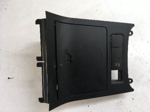 VOLKSWAGEN EOS (2008) CENTRE CONSOLE ASH TRAY 1K0857961
