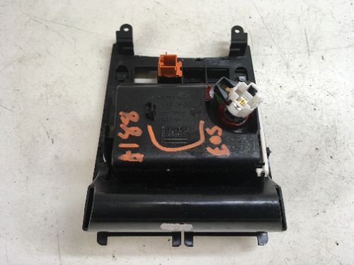 VOLKSWAGEN EOS (2008) CENTRE CONSOLE ASH TRAY 1K0857961