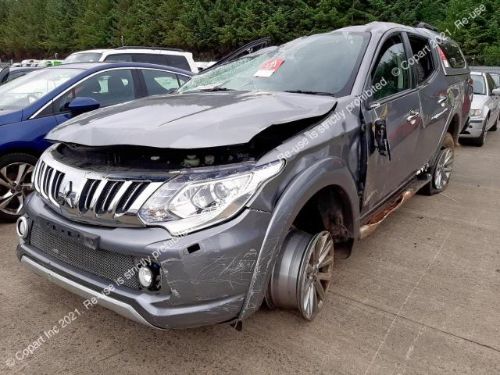 2015 MITSUBISHI L200 FOR BREAKING ONLY