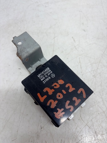Mitsubishi L200 MK4 (2010>2012) Rear Window Control Module ECU