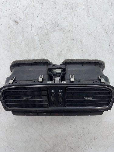 Volkswagen Polo MK5 (2009-2011) Hazard Centre Dash Air Vents