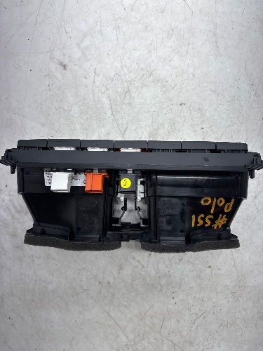 Volkswagen Polo MK5 (2009-2011) Hazard Centre Dash Air Vents