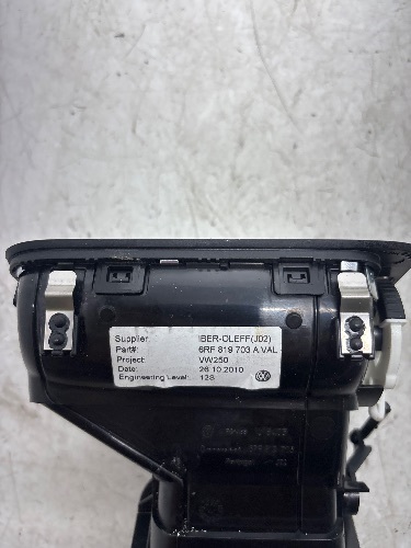 Volkswagen Polo MK5 (2009-2011) Passenger Front Heater Vent