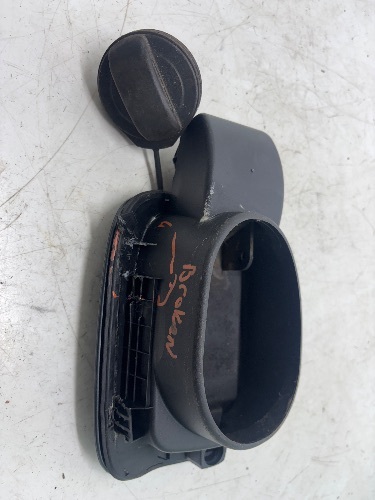 Audi Q5 MK1 (2008-2012) Fuel Filler Flap LZ7S (Damage)
