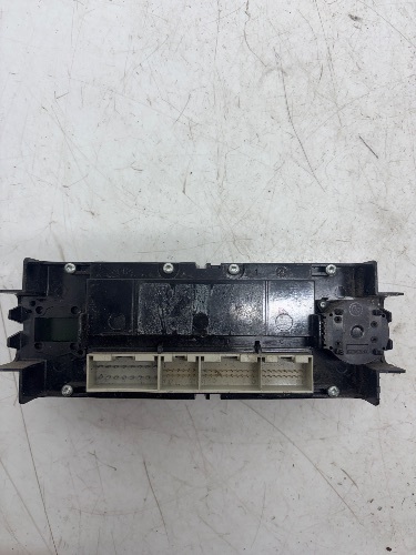 Volkswagen Golf MK4 (1997-2004) Climate Control Unit Module