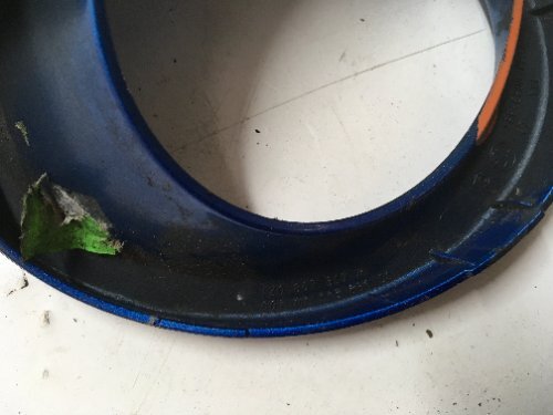 SKODA OCTAVIA VRS MK2 1Z (2006) FRONT LEFT FOGLIGHT SURROUND
