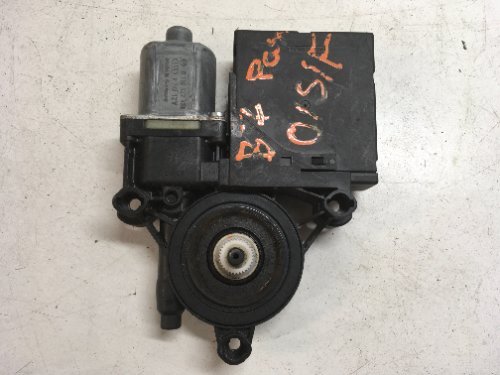 VW PASSAT B7 3C (2011 > 2014) FRONT RIGHT WINDOW MOTOR 3C0959793B