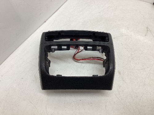 AUDI A6 C7 (Saloon) (2016) rear centre console