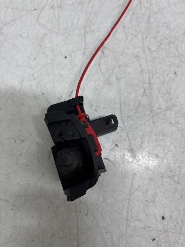 Audi A5 Coupe 8T3 (2009) Fuel Flap Release Mechanism
