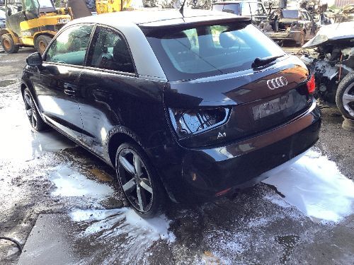 Audi A1 MK1 8X (2010-2014) Front Wiper Motor (FULL CAR BREAKING)