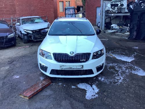 Skoda Octavia VRS MK3 (2013-2017) Wiper Motor Front (FULL CAR BREAKING)