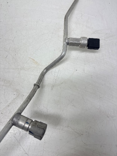 Volkswagen UP MK1 (2016-2020) 1.0 Petrol Air Con Pipe